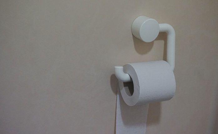 white-toilet-paper-191845