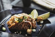 Veganski Pad Thai