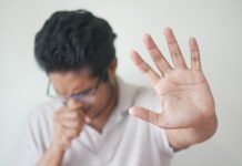 Vlažne sluznice ščitijo pred okužbo z mikrobi throat coughing