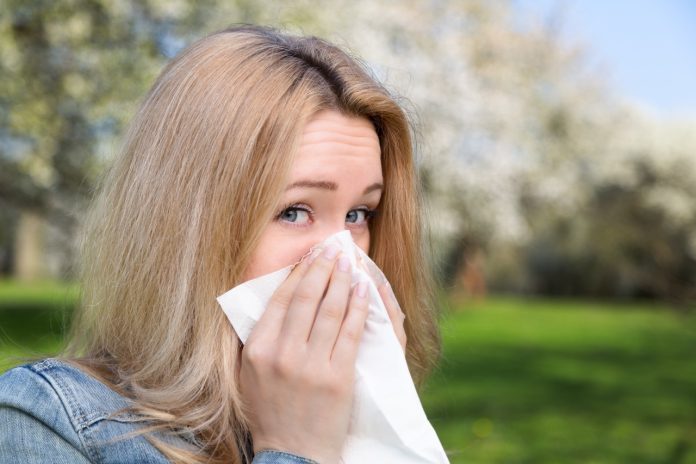 Allergie, Frühling, Frau