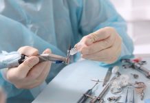 Keramični zobni vsadki – sodobna implantologija v službi telesa