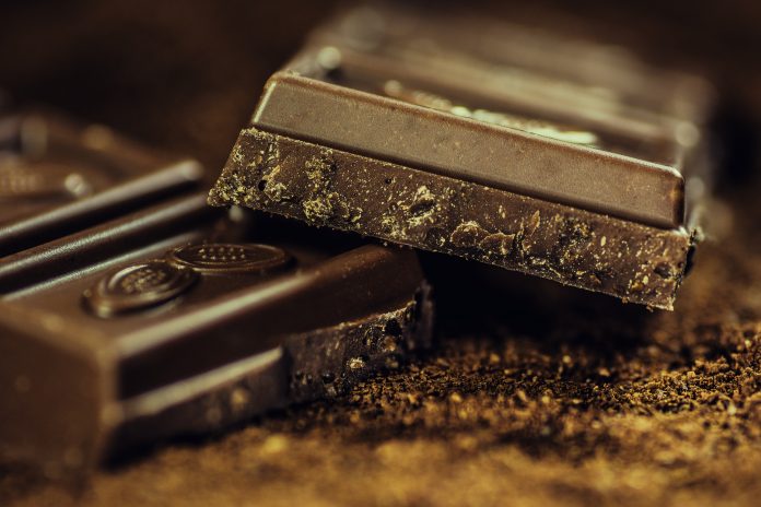 dark-candy-chocolate-65882